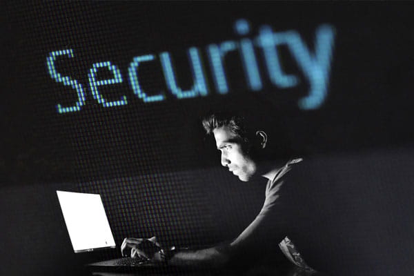 Identitätsdiebstahl durch Phishing